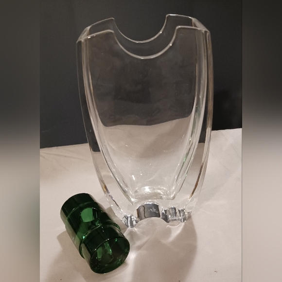 Baccarat Clear and Dark Green Glass Vase - Picture 7 of 16